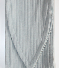 Load image into Gallery viewer, Alice Mint