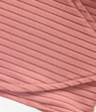 Load image into Gallery viewer, Alice Rouge
